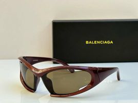 Picture of Balenciga Sunglasses _SKUfw55480632fw